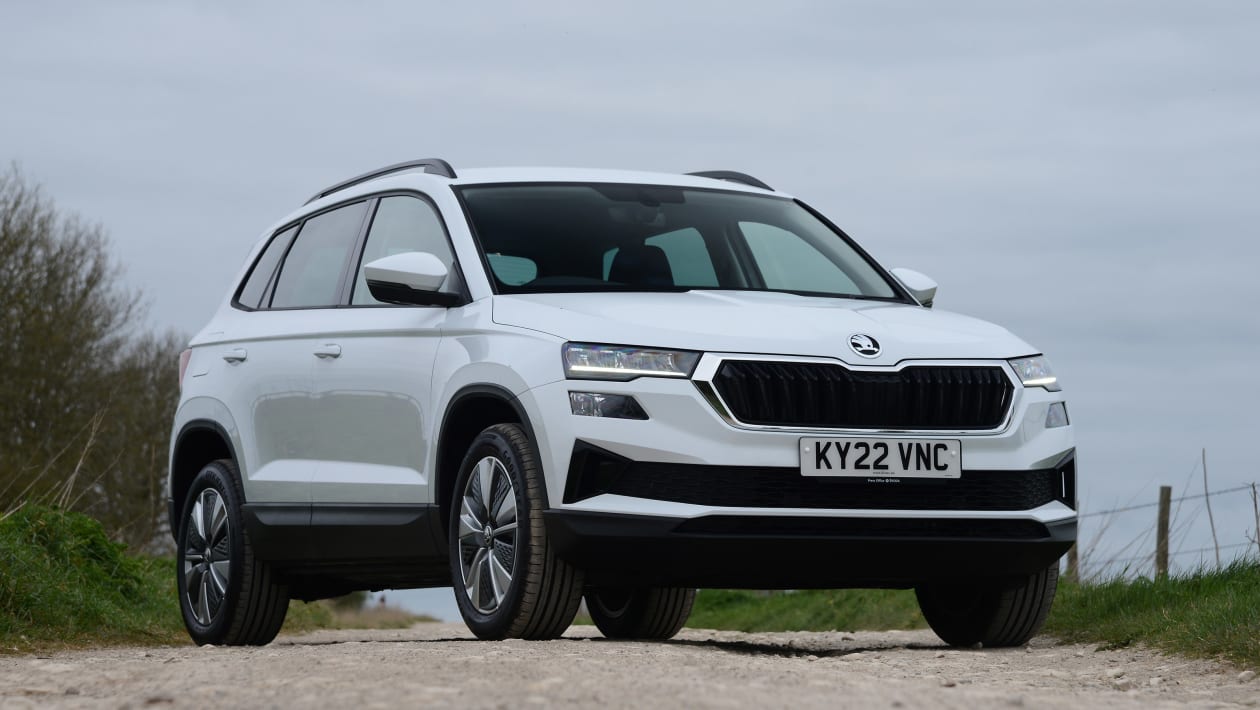 Skoda Karoq review MPG, CO2 and Running Costs Auto Express